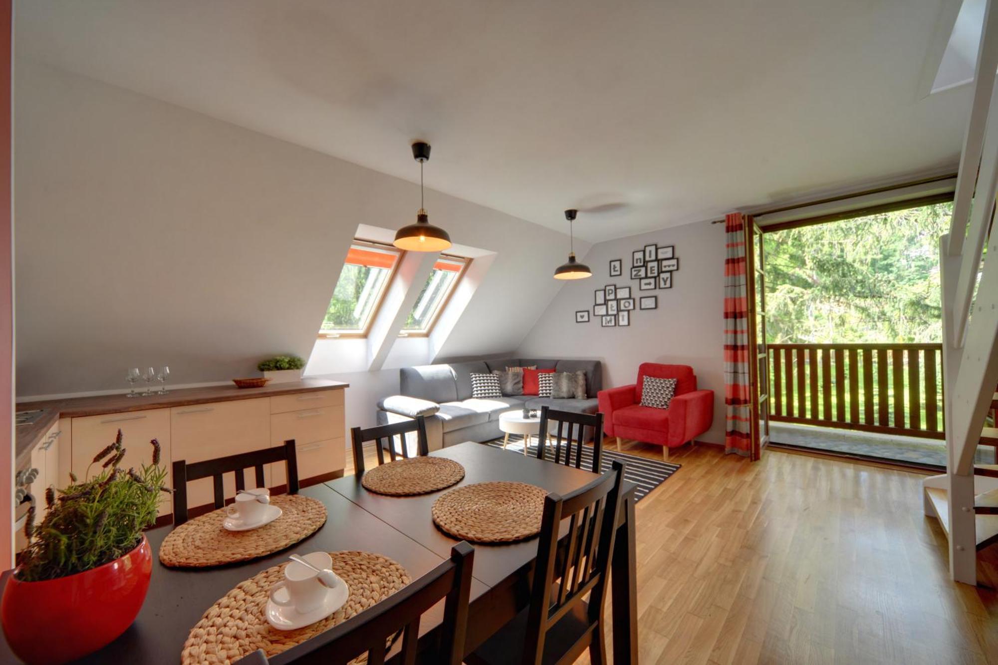 Funkcjonalne I Stylowe Sun Seasons 24 W Karpaczu By Renters Apartment *
